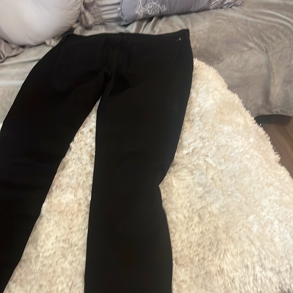 Lucky Brand Jean in black , never worn , size 8